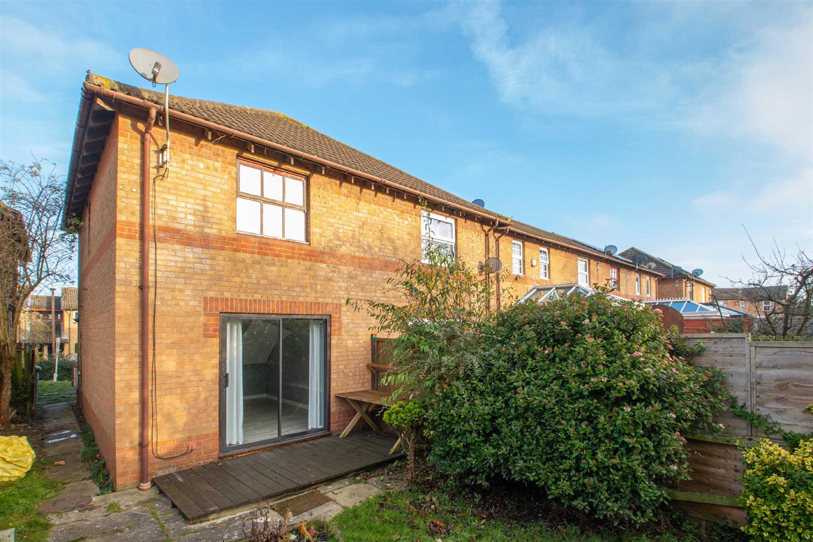 Underwood Place, Oldbrook, Milton Keynes